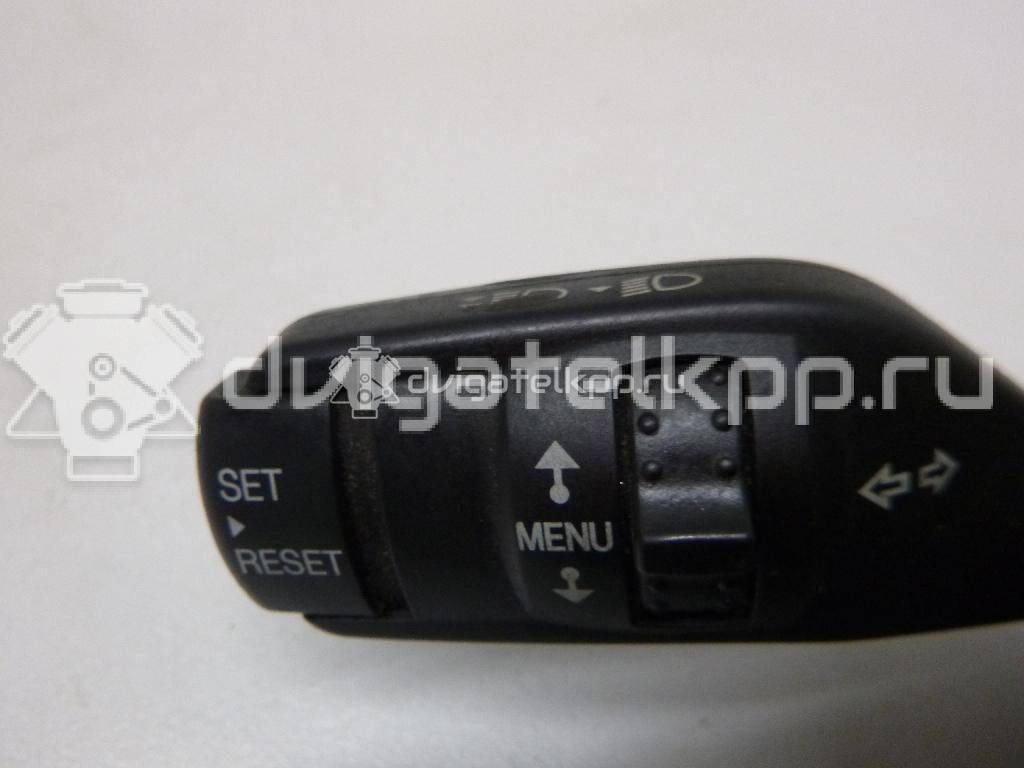 Фото Переключатель поворотов подрулевой  1362588 для Ford Focus {forloop.counter}}