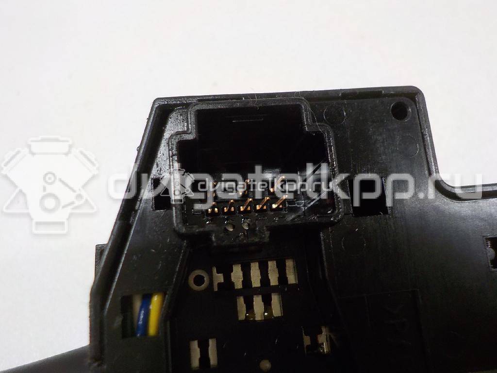 Фото Переключатель поворотов подрулевой  1362588 для Ford Focus {forloop.counter}}