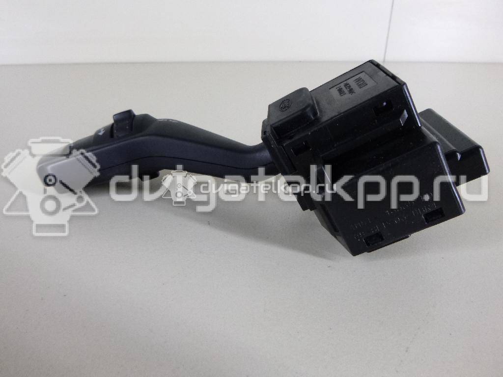 Фото Переключатель поворотов подрулевой  1362588 для Ford Focus {forloop.counter}}