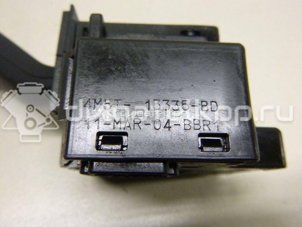 Фото Переключатель поворотов подрулевой  1362588 для Ford Focus {forloop.counter}}