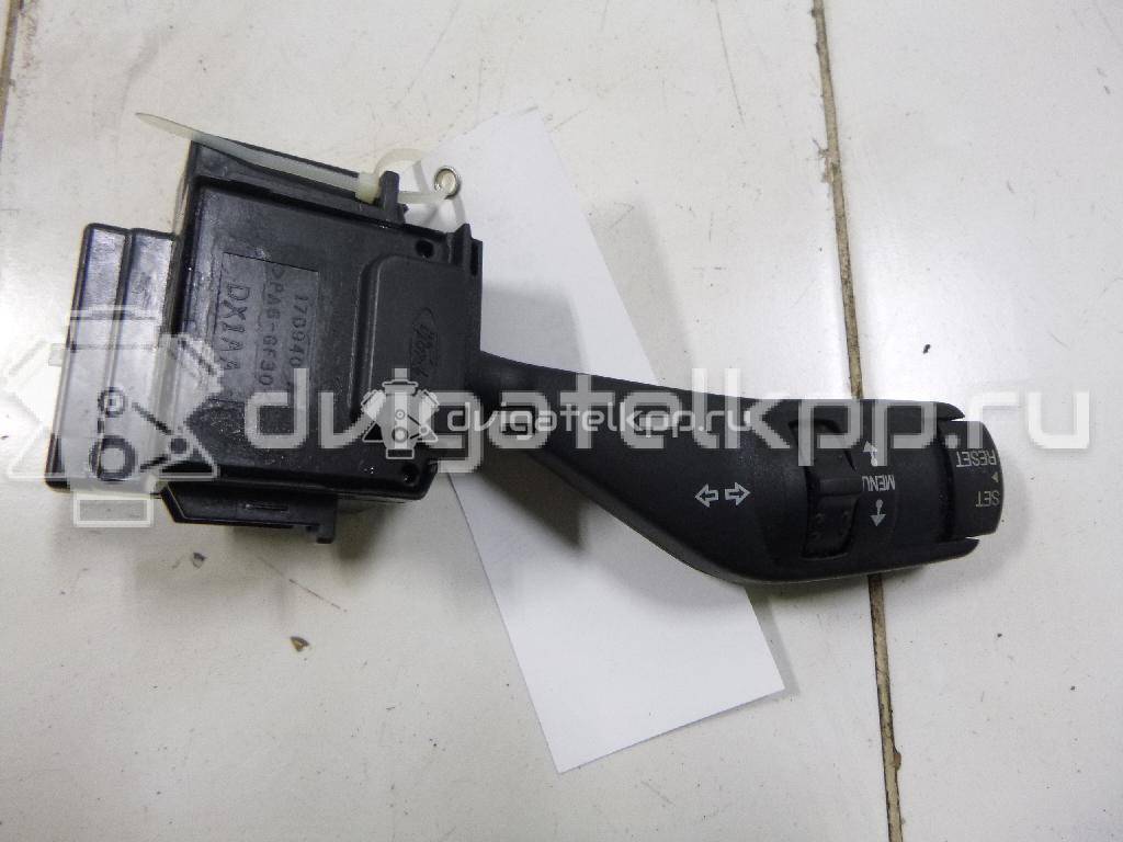 Фото Переключатель поворотов подрулевой  1362588 для Ford Focus {forloop.counter}}