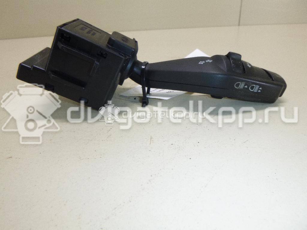 Фото Переключатель поворотов подрулевой  1362588 для Ford Focus {forloop.counter}}