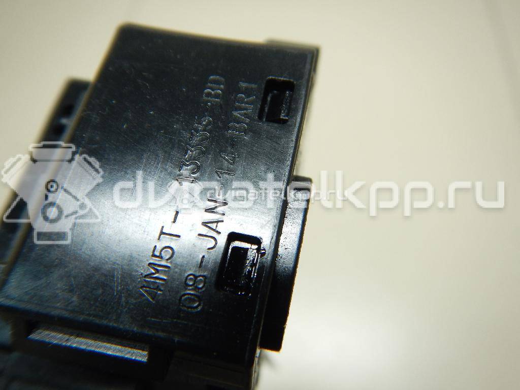 Фото Переключатель поворотов подрулевой  1362588 для Ford Focus {forloop.counter}}