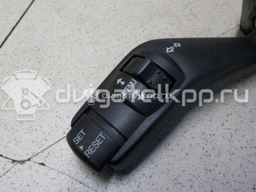 Фото Переключатель поворотов подрулевой  1362588 для Ford Focus {forloop.counter}}