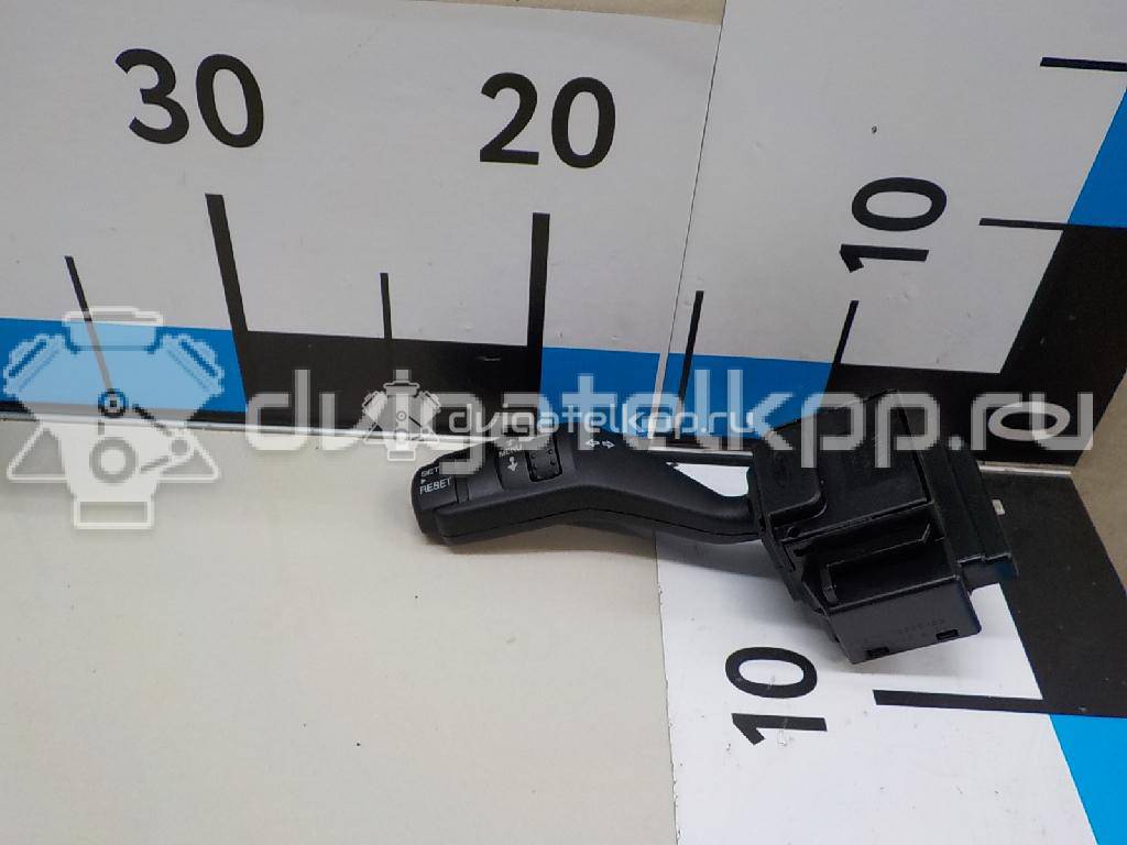 Фото Переключатель поворотов подрулевой  1362588 для Ford Focus {forloop.counter}}
