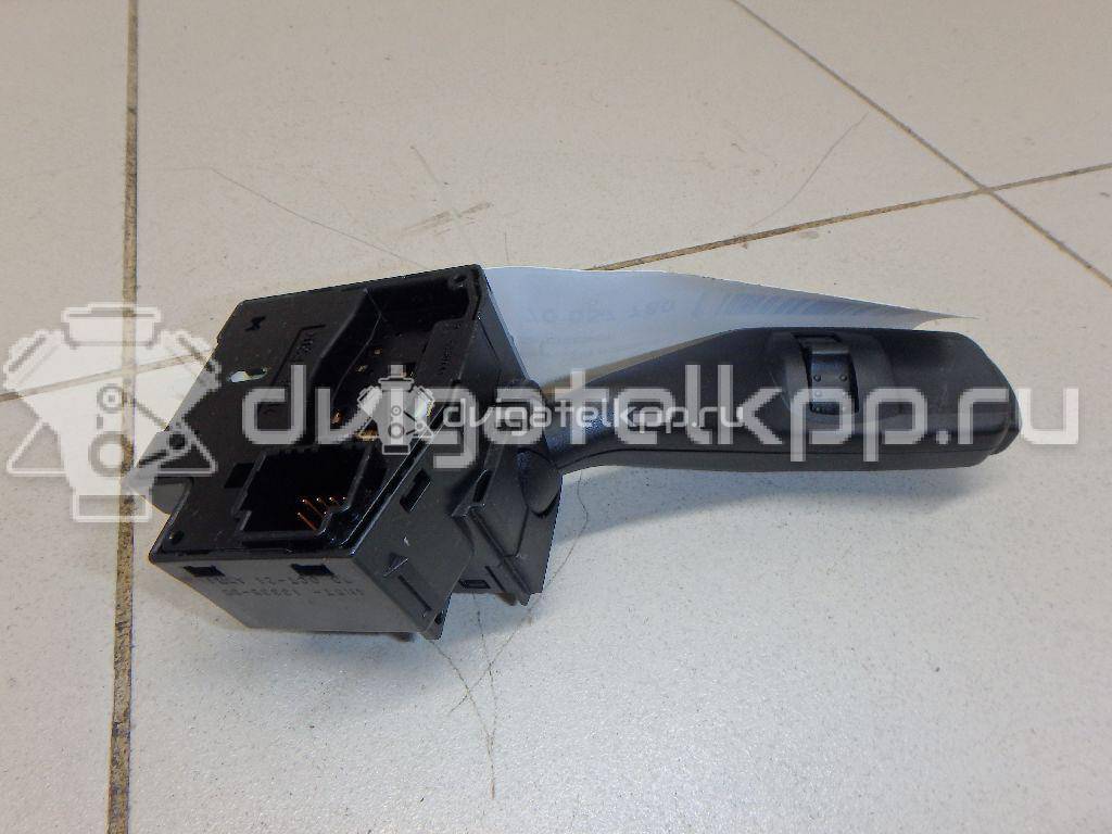 Фото Переключатель поворотов подрулевой  1362588 для Ford Focus {forloop.counter}}