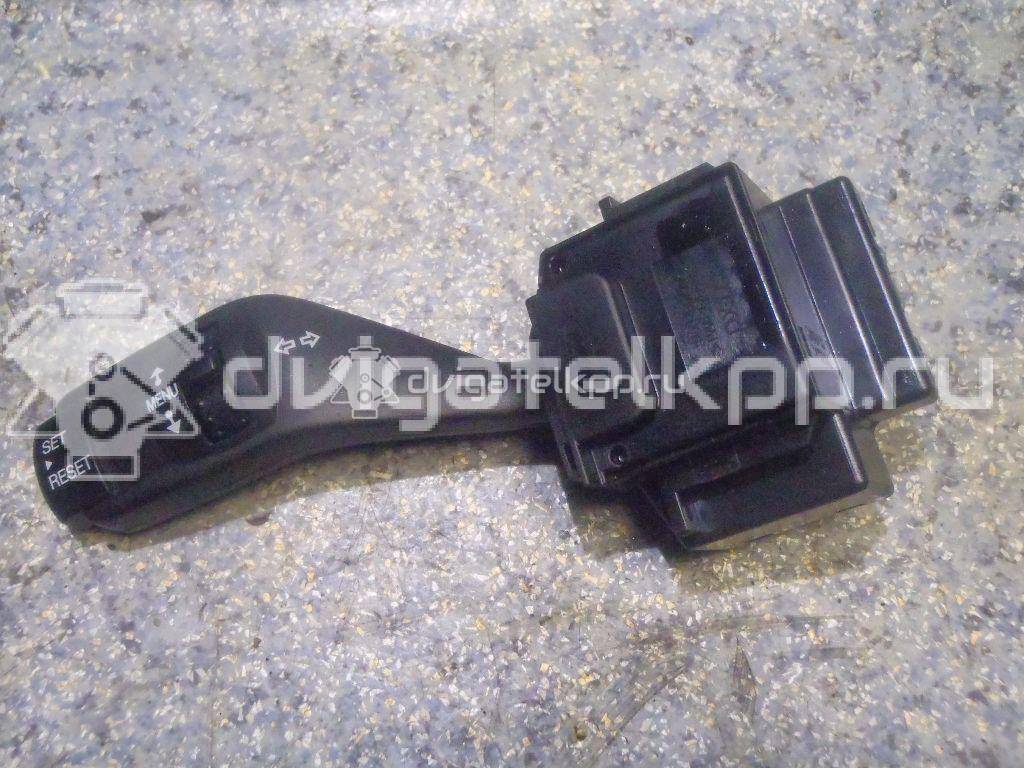 Фото Переключатель поворотов подрулевой  1362588 для Ford Focus {forloop.counter}}