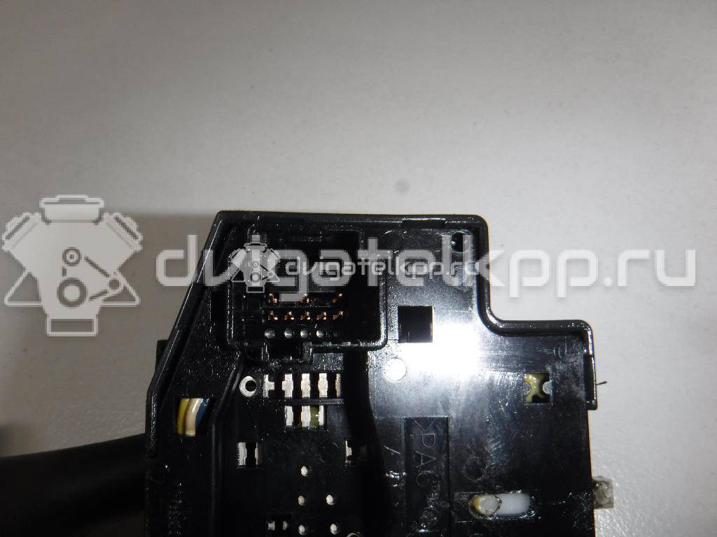 Фото Переключатель поворотов подрулевой  1362588 для Ford Focus {forloop.counter}}