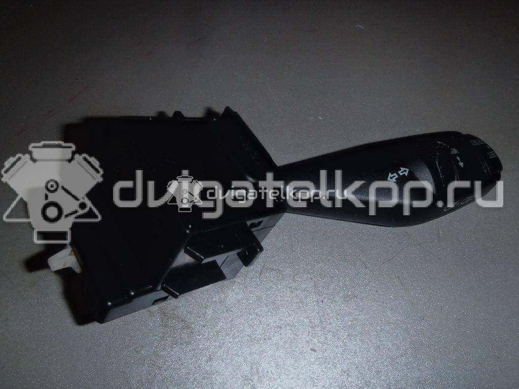 Фото Переключатель поворотов подрулевой  1362588 для Ford Focus {forloop.counter}}