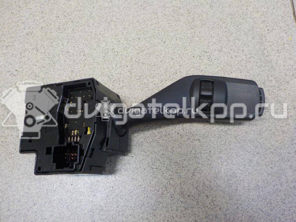 Фото Переключатель поворотов подрулевой  1362588 для Ford Focus {forloop.counter}}