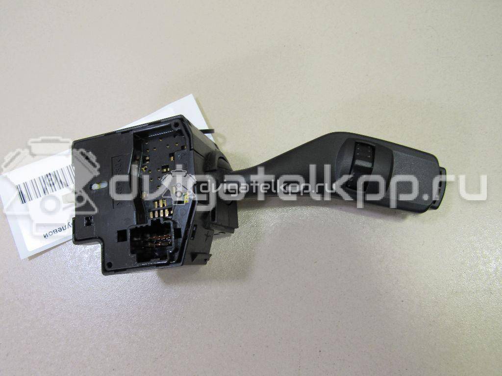 Фото Переключатель поворотов подрулевой  1362588 для Ford Focus {forloop.counter}}