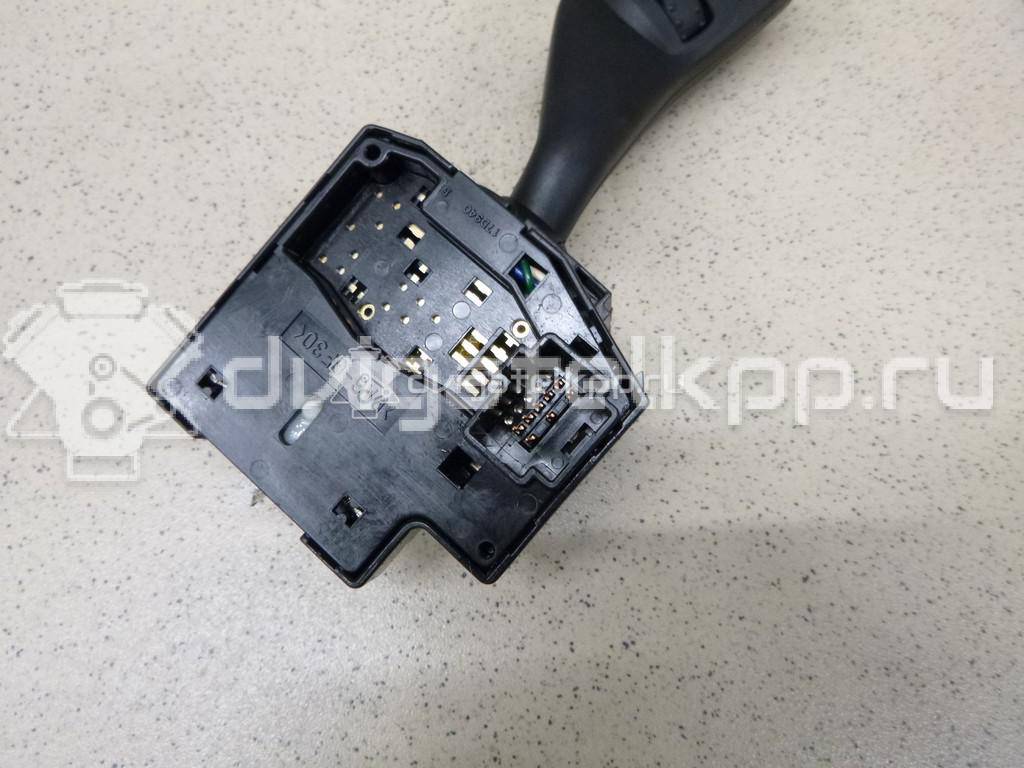 Фото Переключатель поворотов подрулевой  1362588 для Ford Focus {forloop.counter}}