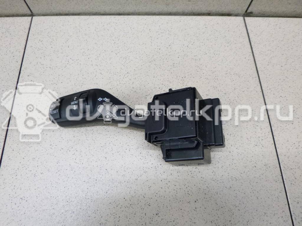 Фото Переключатель поворотов подрулевой  1362588 для Ford Focus {forloop.counter}}