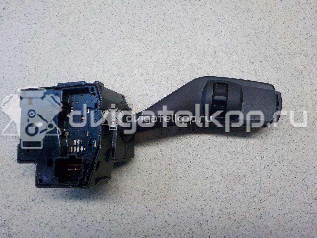 Фото Переключатель поворотов подрулевой  1362588 для Ford Focus {forloop.counter}}