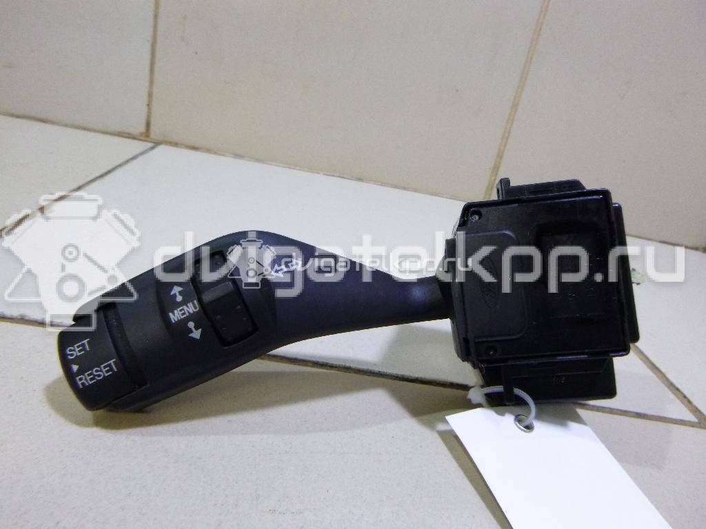 Фото Переключатель поворотов подрулевой  1362588 для Ford Focus {forloop.counter}}