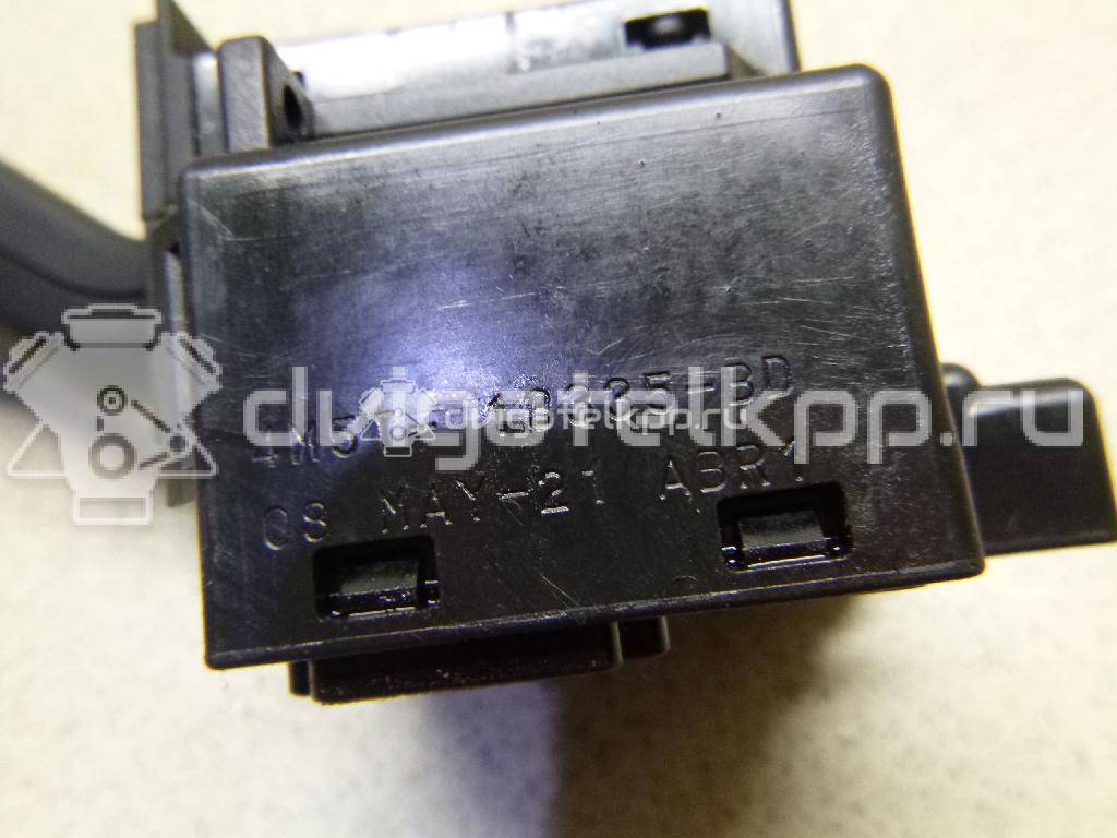 Фото Переключатель поворотов подрулевой  1362588 для Ford Focus {forloop.counter}}