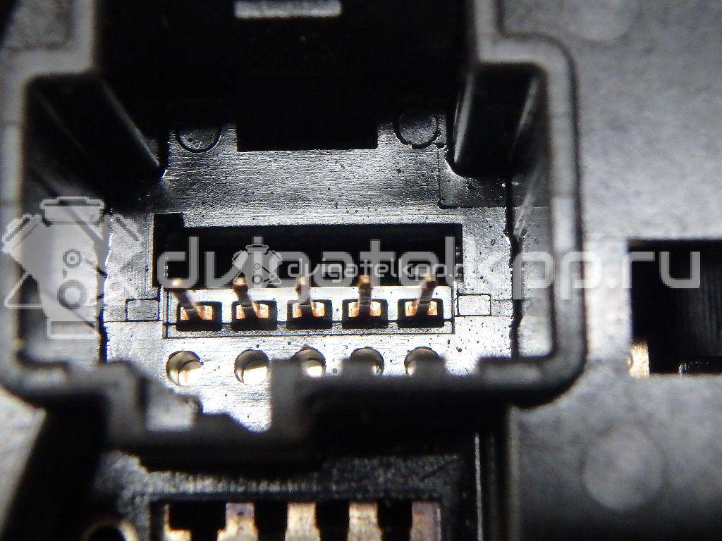 Фото Переключатель поворотов подрулевой  1362588 для Ford Focus {forloop.counter}}