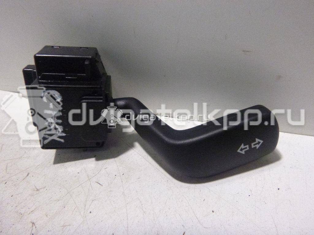 Фото Переключатель поворотов подрулевой  1223094 для Ford Focus {forloop.counter}}