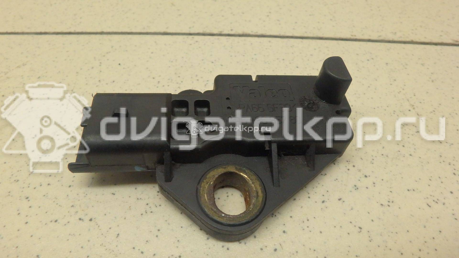 Фото Датчик положения коленвала  1231925 для Ford Focus / C-Max / Galaxy / Kuga / S-Max {forloop.counter}}