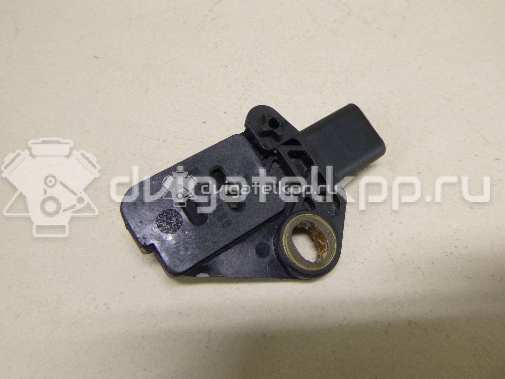 Фото Датчик положения коленвала  1231925 для Ford Focus / C-Max / Galaxy / Kuga / S-Max {forloop.counter}}