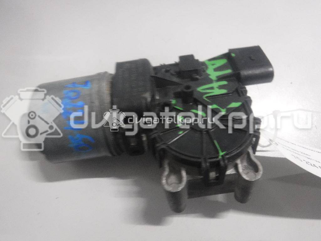 Фото Моторчик стеклоочистителя передний  8A6117B571AA для Ford Fiesta {forloop.counter}}