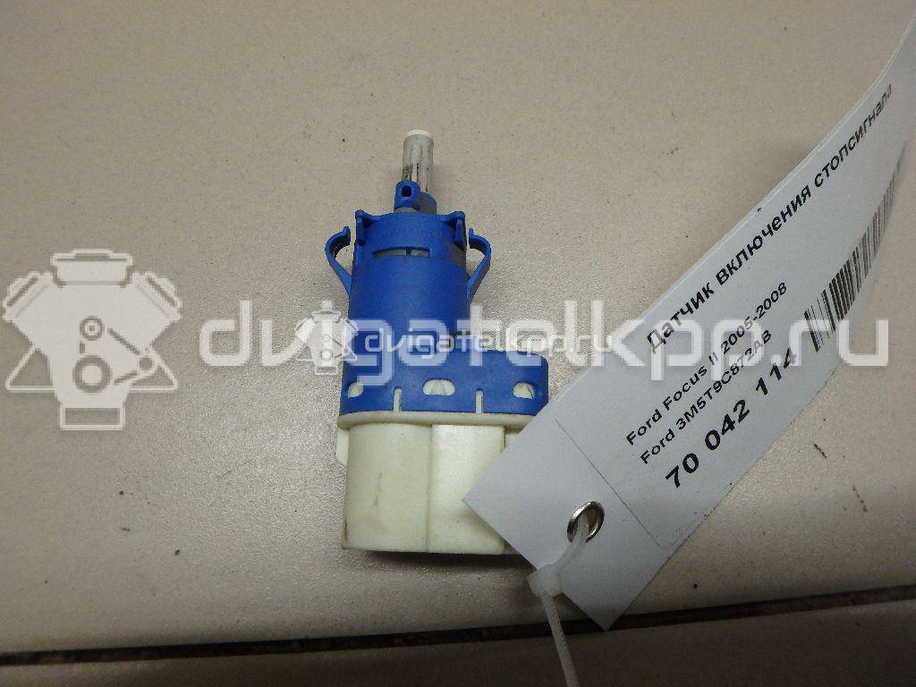Фото Датчик включения стопсигнала  3M5T9C872AB для Ford Fiesta / Focus / Tourneo / C-Max / Galaxy {forloop.counter}}