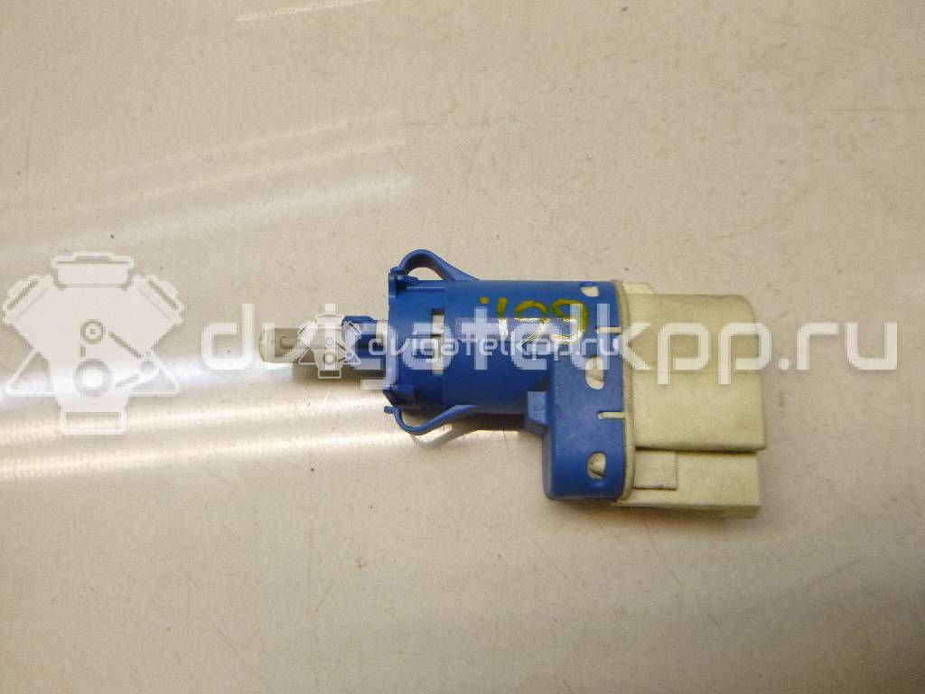 Фото Датчик включения стопсигнала  3M5T9C872AB для Ford Fiesta / Focus / Tourneo / C-Max / Galaxy {forloop.counter}}