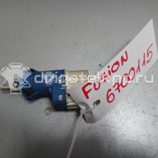 Фото Датчик включения стопсигнала  3M5T9C872AB для Ford Fiesta / Focus / Tourneo / C-Max / Galaxy