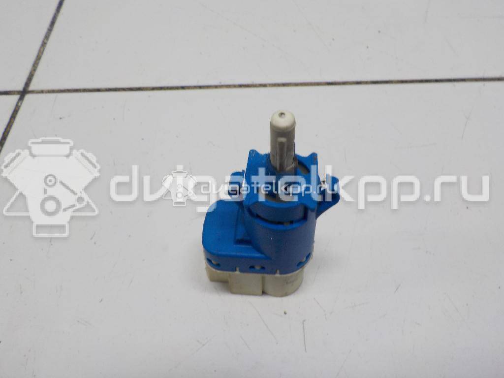 Фото Датчик включения стопсигнала  3M5T9C872AB для Ford Fiesta / Focus / Tourneo / C-Max / Galaxy {forloop.counter}}