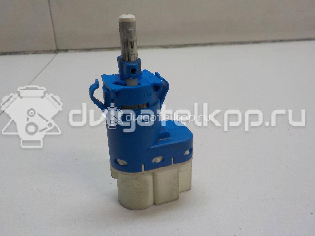 Фото Датчик включения стопсигнала  3M5T9C872AB для Ford Fiesta / Focus / Tourneo / C-Max / Galaxy {forloop.counter}}