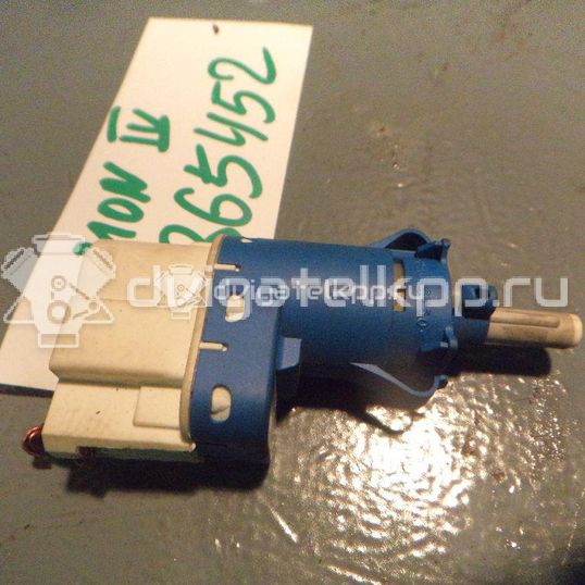 Фото Датчик включения стопсигнала  3M5T9C872AC для Ford Fiesta / Focus / Tourneo / C-Max / Galaxy