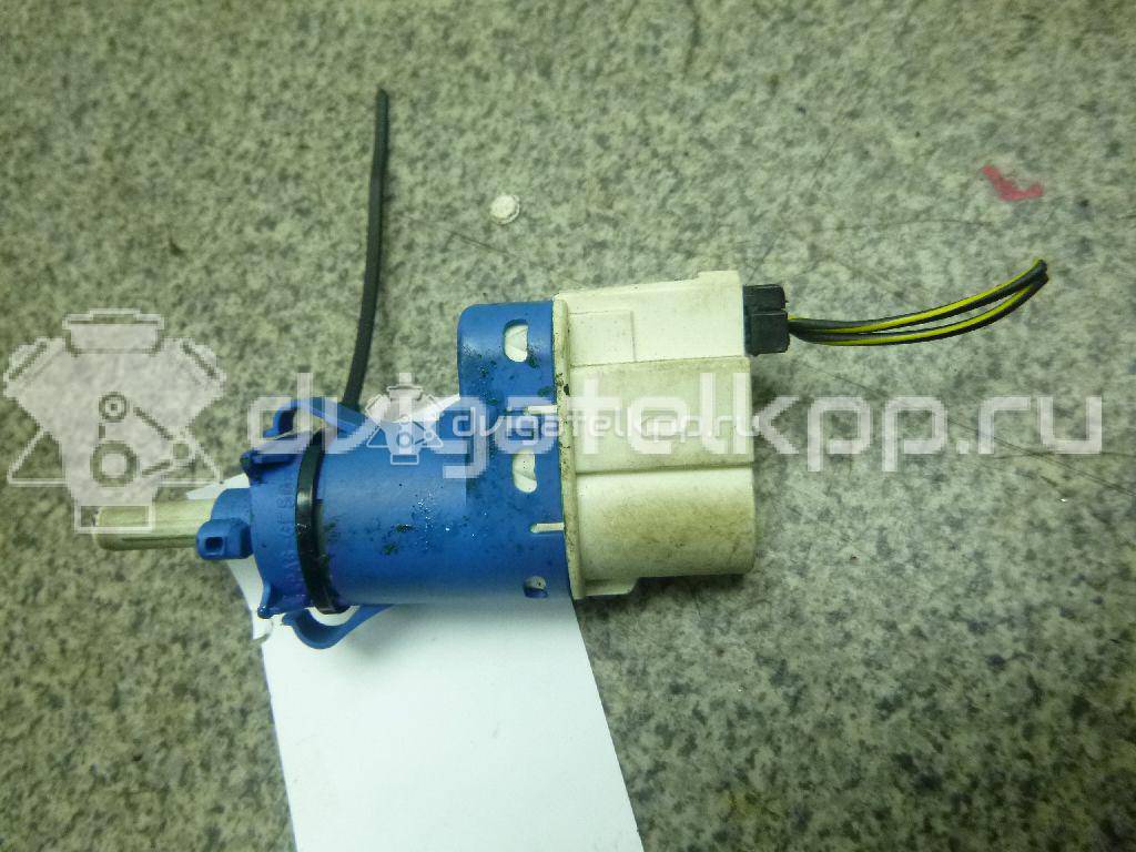 Фото Датчик включения стопсигнала  3M5T9C872AC для Ford Fiesta / Focus / Tourneo / C-Max / Galaxy {forloop.counter}}