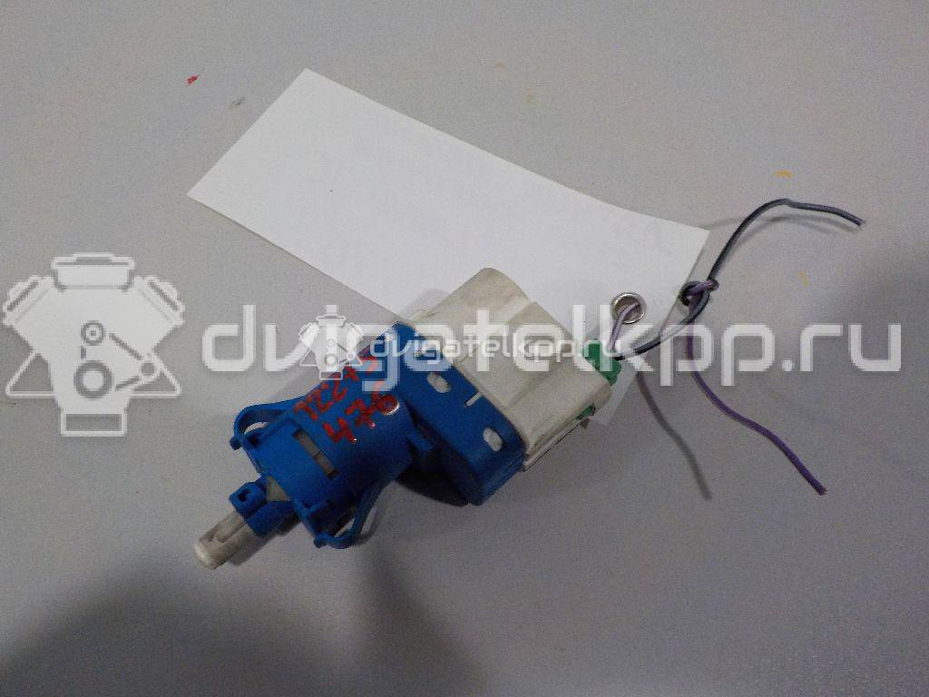 Фото Датчик включения стопсигнала  3M5T9C872AC для Ford Fiesta / Focus / Tourneo / C-Max / Galaxy {forloop.counter}}