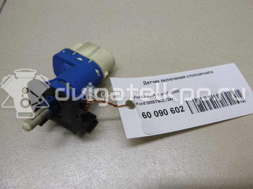 Фото Датчик включения стопсигнала  3M5T9C872AC для Ford Fiesta / Focus / Tourneo / C-Max / Galaxy {forloop.counter}}