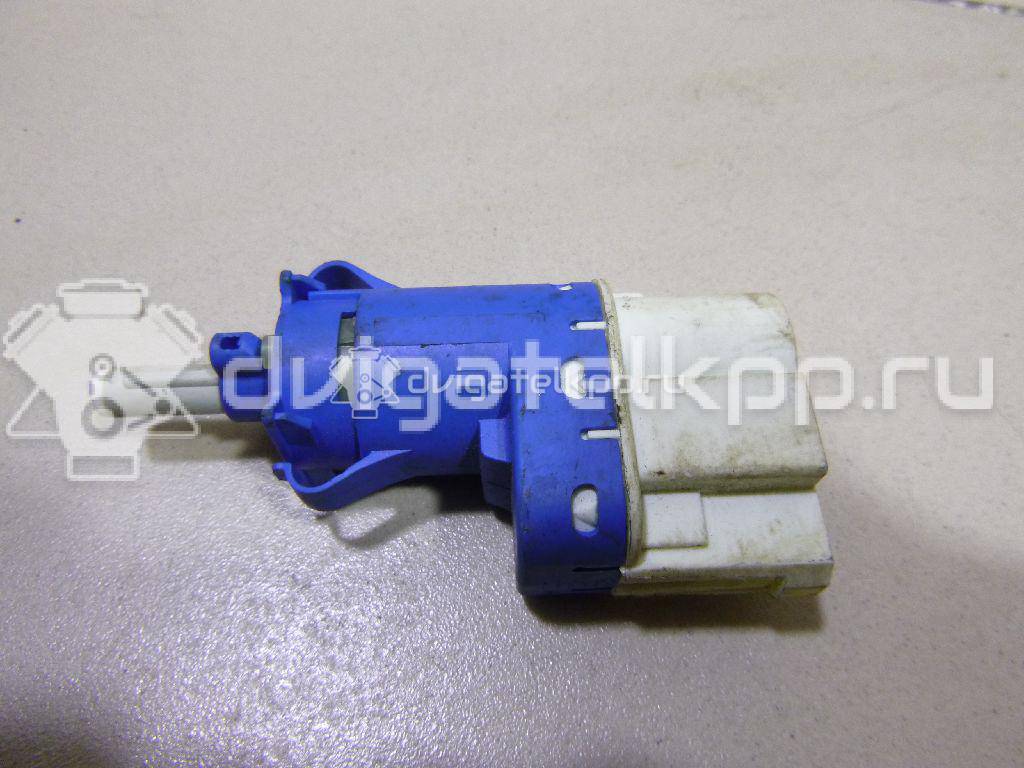 Фото Датчик включения стопсигнала  3M5T9C872AC для Ford Fiesta / Focus / Tourneo / C-Max / Galaxy {forloop.counter}}