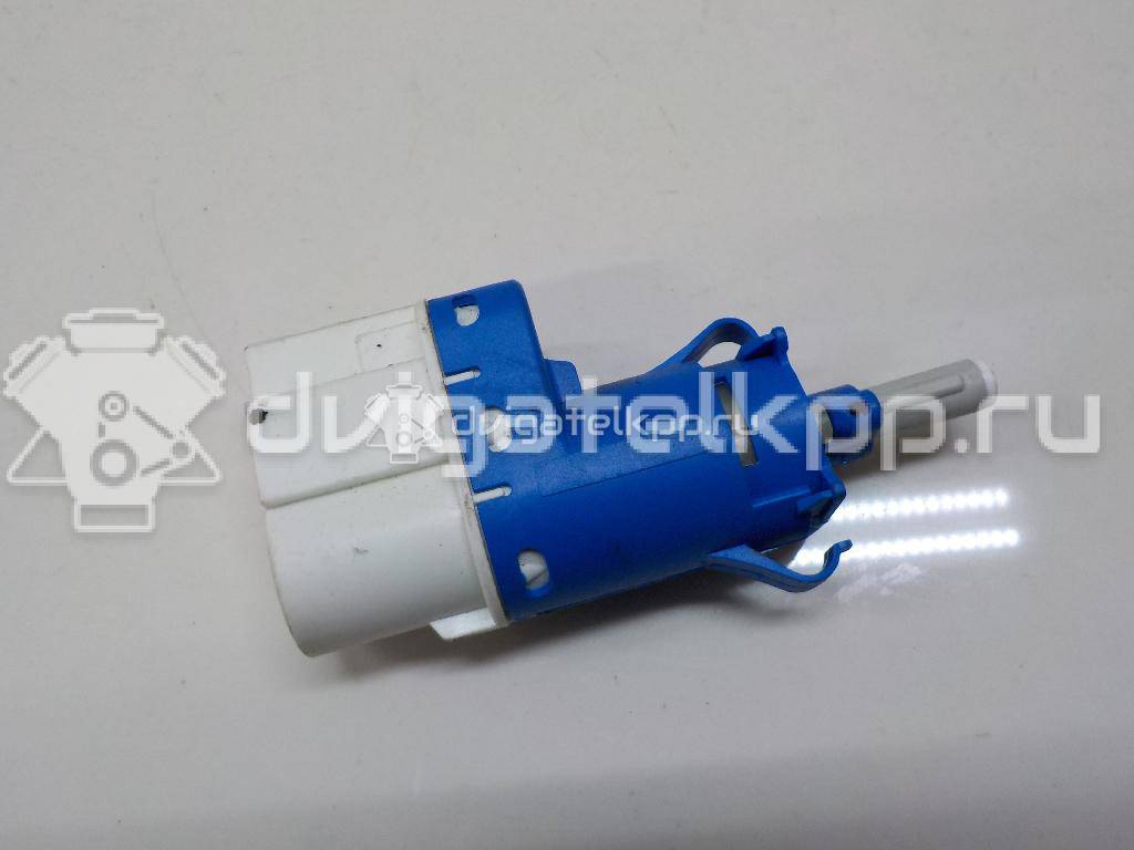 Фото Датчик включения стопсигнала  3M5T9C872AC для Ford Fiesta / Focus / Tourneo / C-Max / Galaxy {forloop.counter}}