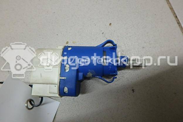 Фото Датчик включения стопсигнала  3M5T9C872AC для Ford Fiesta / Focus / Tourneo / C-Max / Galaxy {forloop.counter}}