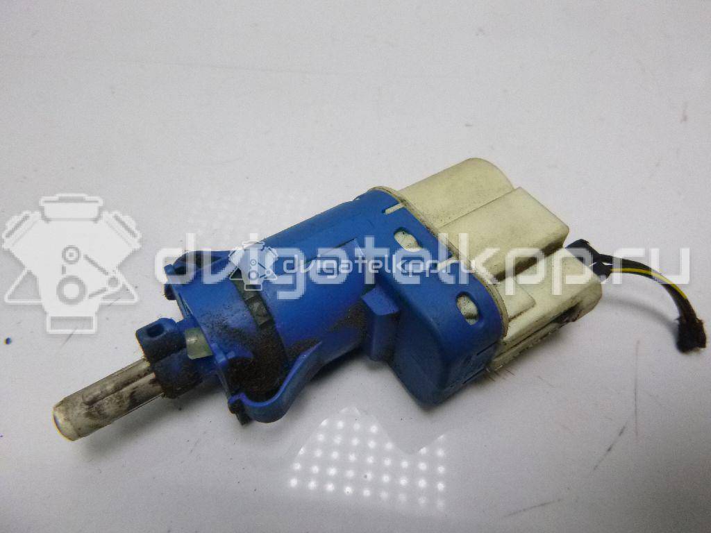 Фото Датчик включения стопсигнала  4832219 для Ford Fiesta / Focus / Tourneo / C-Max / Galaxy {forloop.counter}}