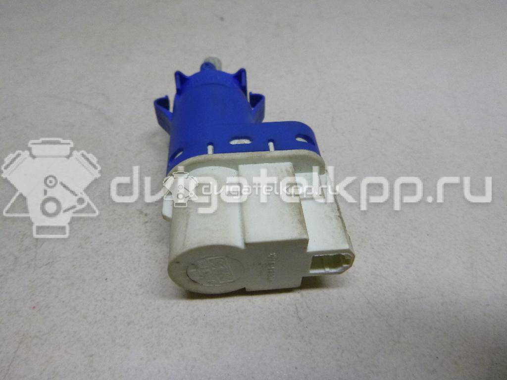 Фото Датчик включения стопсигнала  4832219 для Ford Fiesta / Focus / Tourneo / C-Max / Galaxy {forloop.counter}}