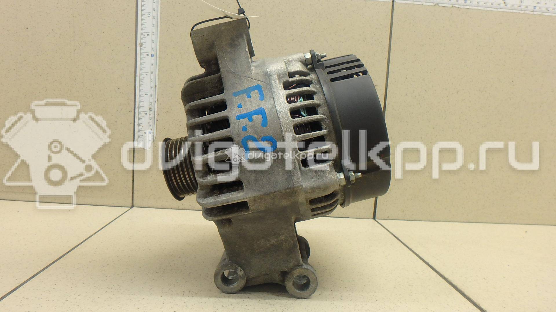 Фото Генератор  1708472 для Ford Fiesta / Focus / Tourneo / C-Max / Fusion Ju {forloop.counter}}