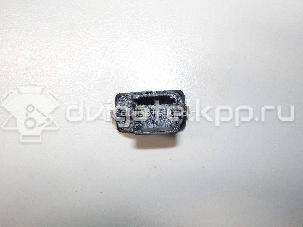 Фото Кнопка стеклоподъемника  1223143 для Ford Focus {forloop.counter}}