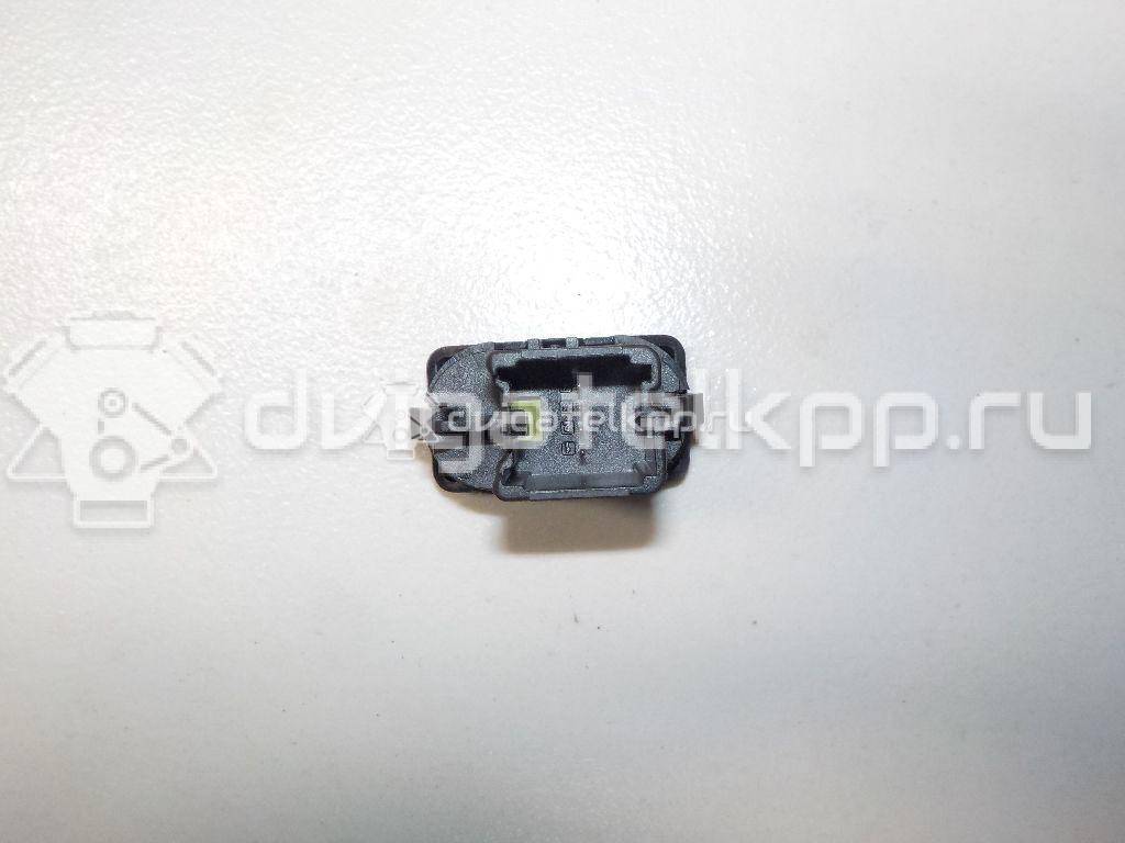 Фото Кнопка стеклоподъемника  1223143 для Ford Focus {forloop.counter}}