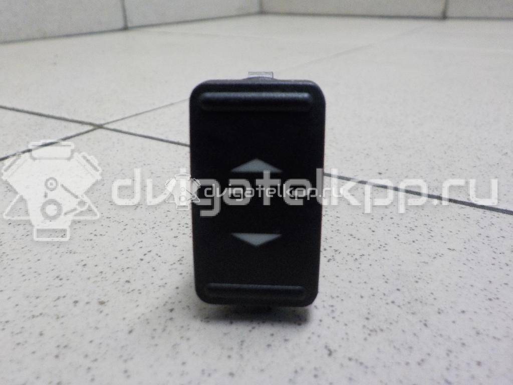 Фото Кнопка стеклоподъемника  1223143 для Ford Focus {forloop.counter}}
