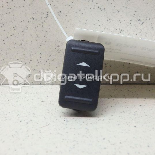 Фото Кнопка стеклоподъемника  1223143 для Ford Focus