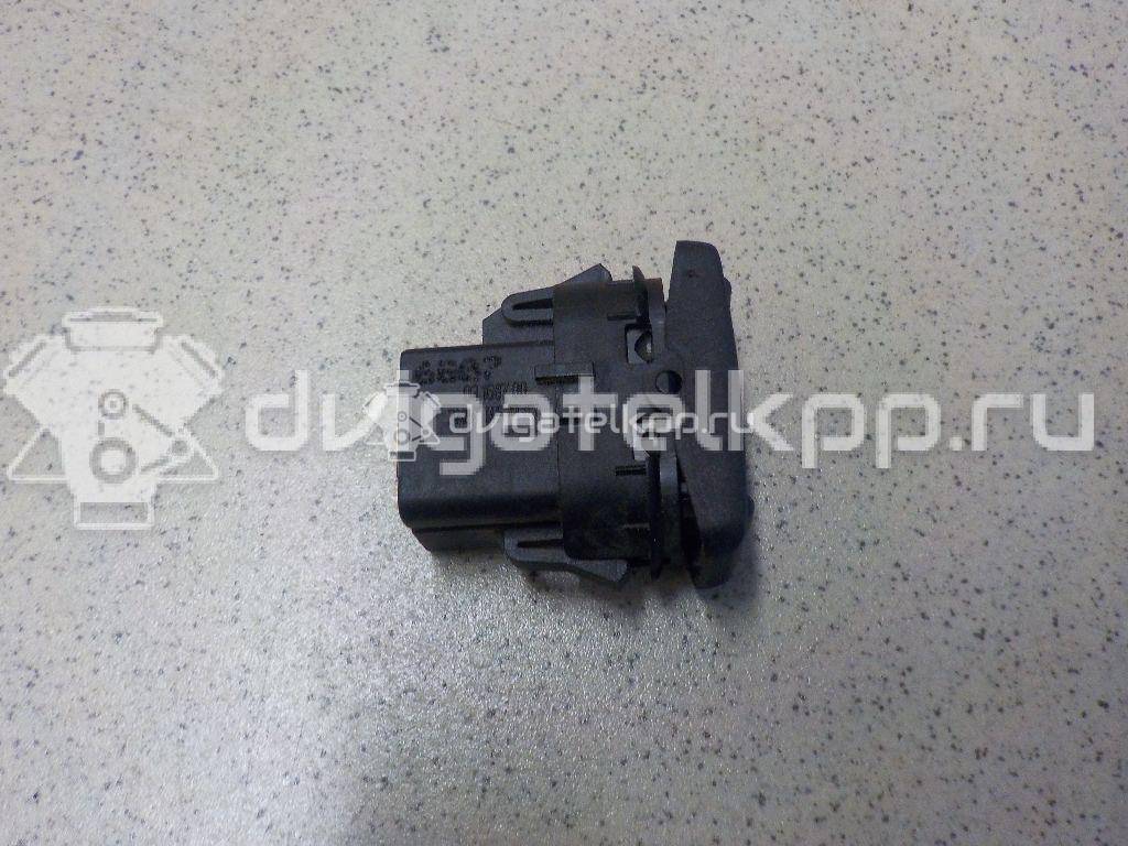 Фото Кнопка стеклоподъемника  1223143 для Ford Focus {forloop.counter}}