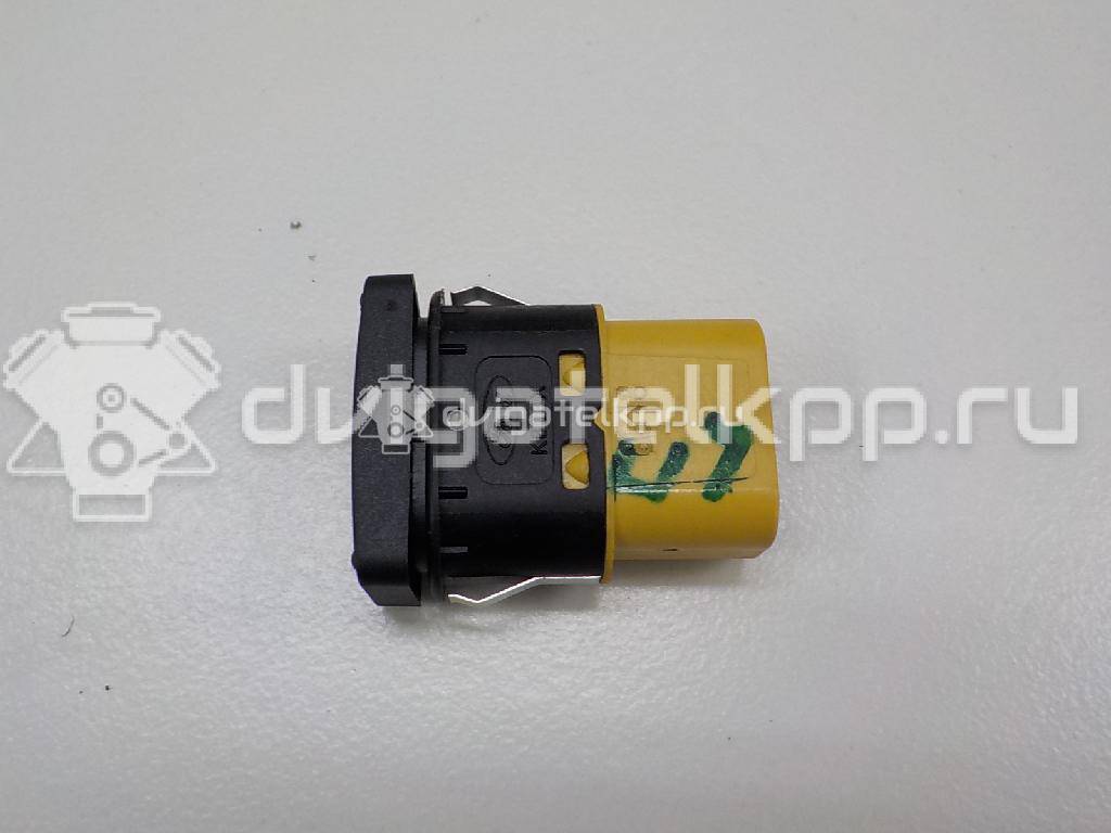 Фото Кнопка стеклоподъемника  1379197 для Ford Focus / S-Max / C-Max {forloop.counter}}