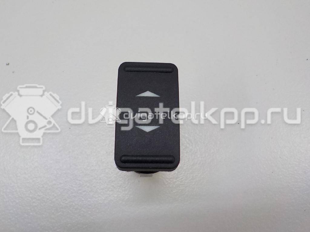 Фото Кнопка стеклоподъемника  1379197 для Ford Focus / S-Max / C-Max {forloop.counter}}
