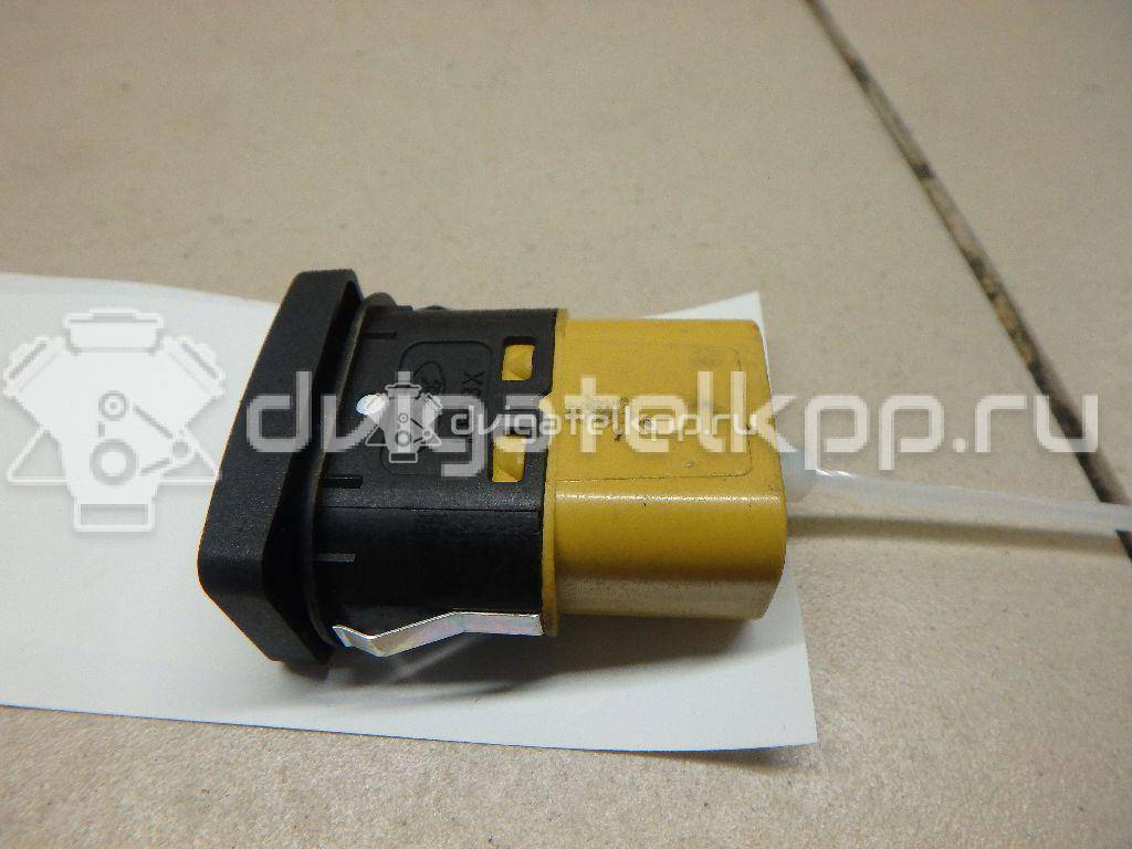 Фото Кнопка стеклоподъемника  1379197 для Ford Focus / S-Max / C-Max {forloop.counter}}