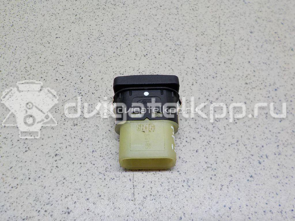 Фото Кнопка стеклоподъемника  1223141 для Ford Focus {forloop.counter}}