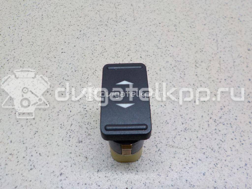 Фото Кнопка стеклоподъемника  1223141 для Ford Focus {forloop.counter}}